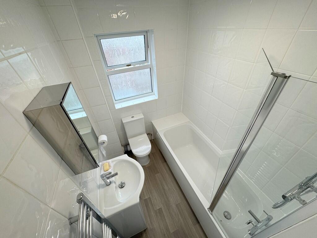 Bathroom high lev...