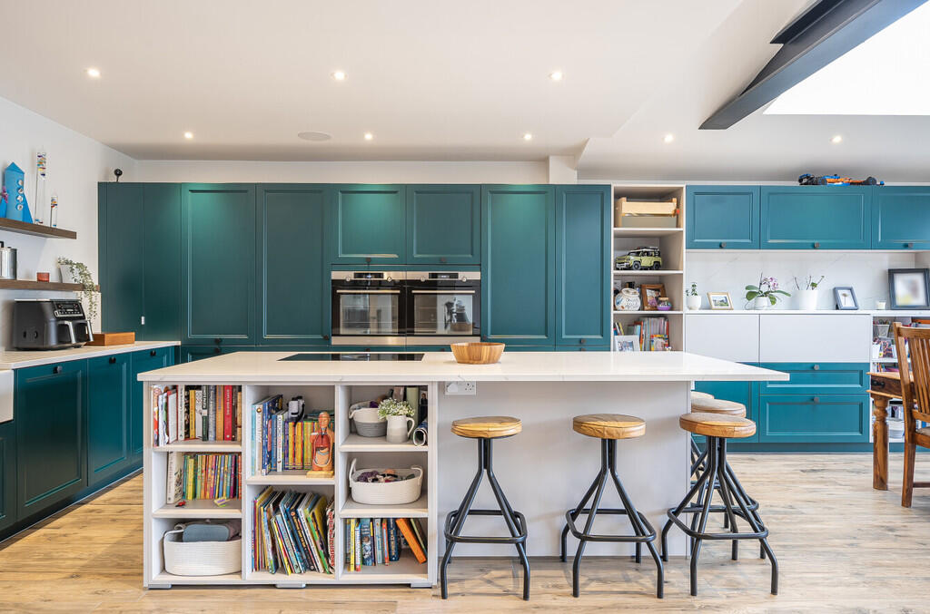 67d9941a91350-l-1...