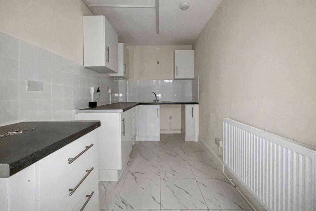 Flat 1, 21 Pembridge Square, Notting Hill, London, W2 4DP