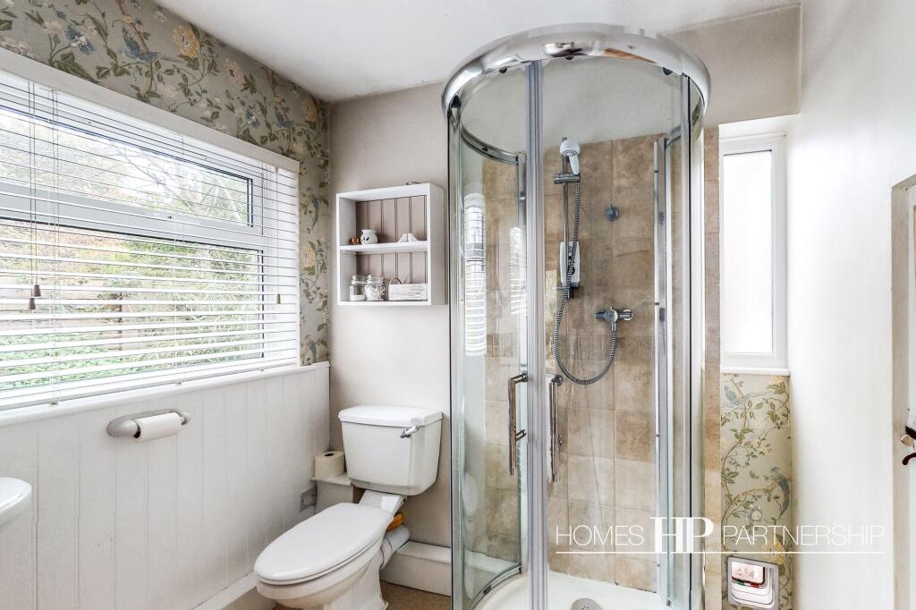 EN SUITE