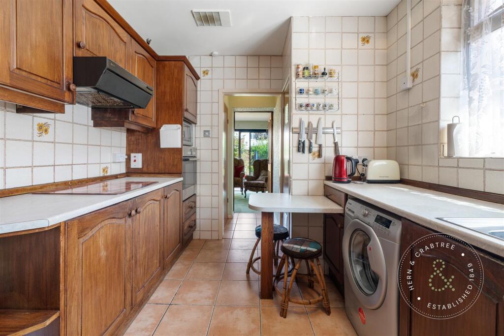 King George, Hern Crabtree (10).jpg