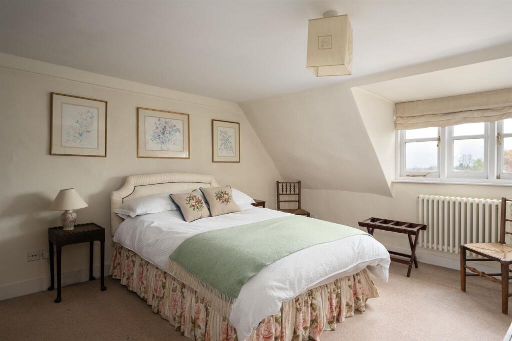 Principal bedroom