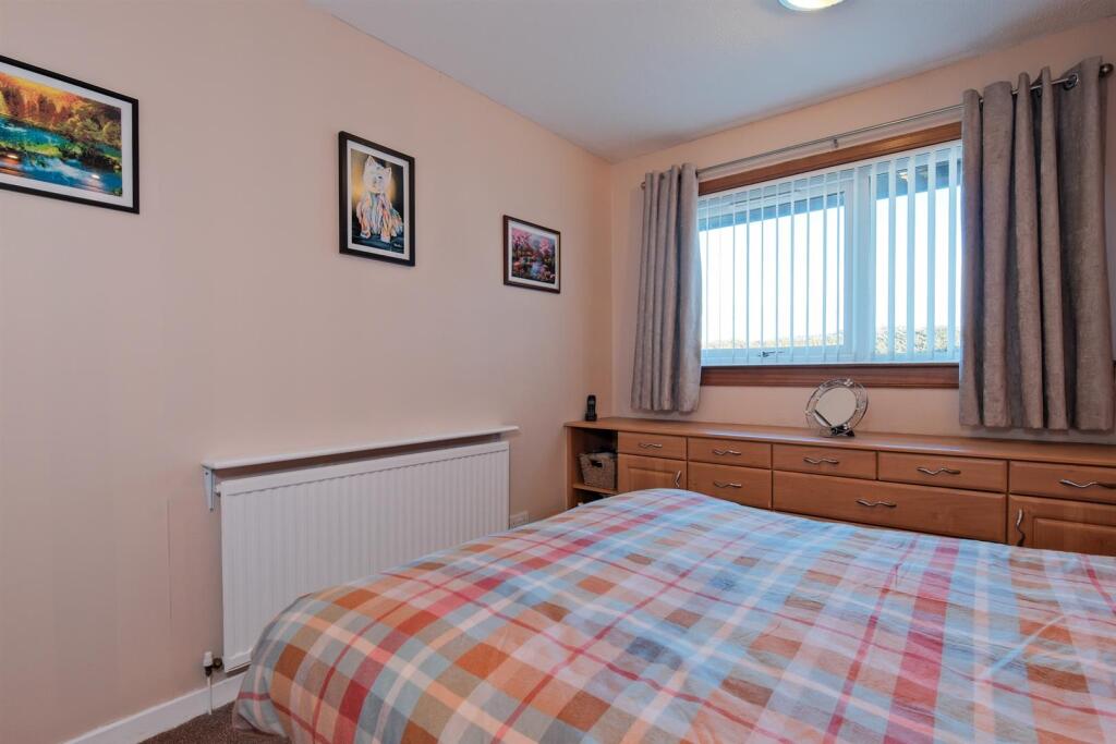 014-25 Netherdale Crescent, Wishaw ML2 0DN.jpg