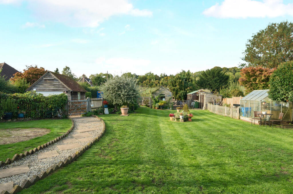 1357665-28-68dabf...