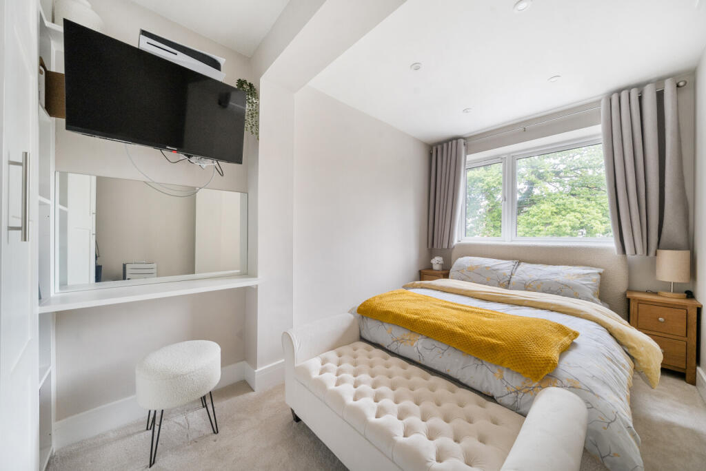 1306879-17-68485f...