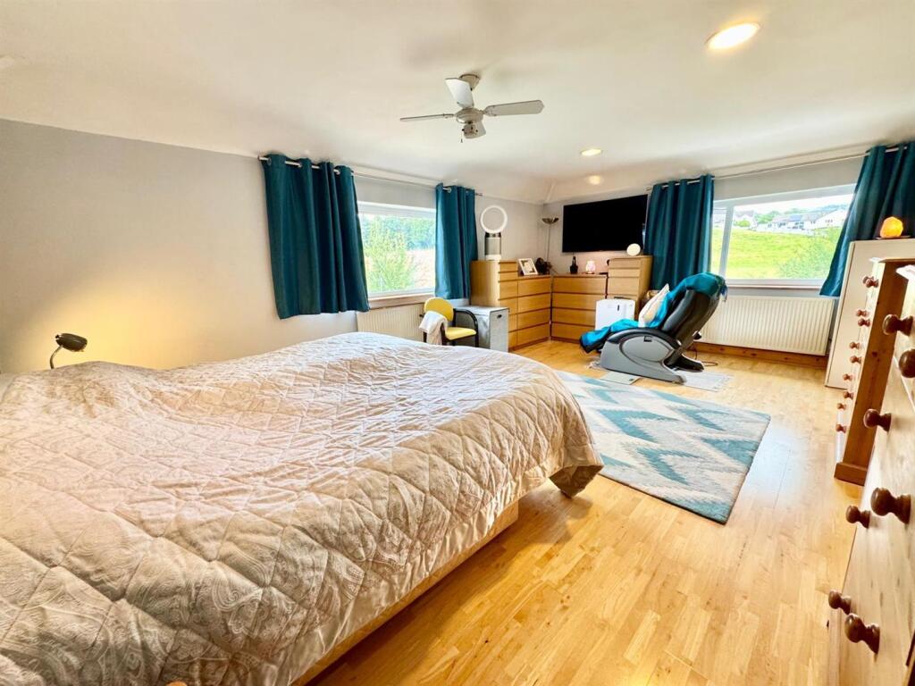 PHOTO-2025-08-12-12-08-10 (21).jpg