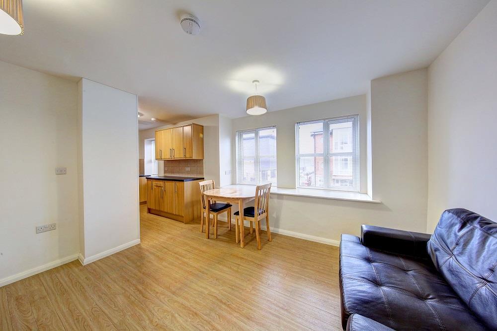 1_nelson_court_319_garratt_lane_image7_12406_4.jpg
