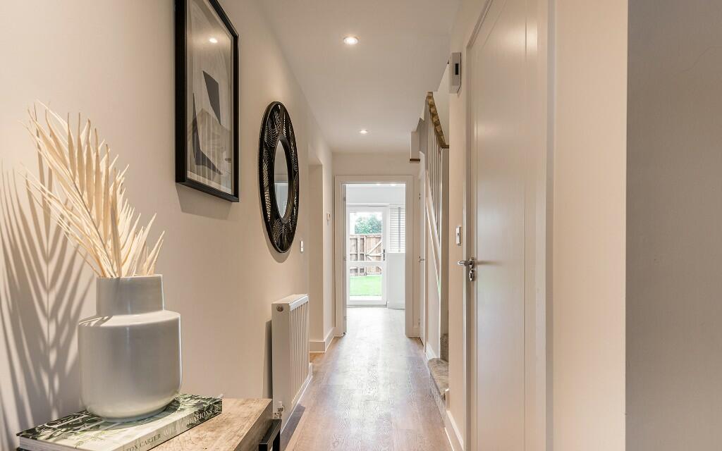 Similar Show Home