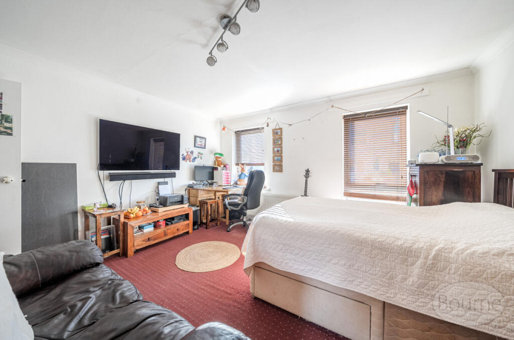 ad11055c-34d2-477...