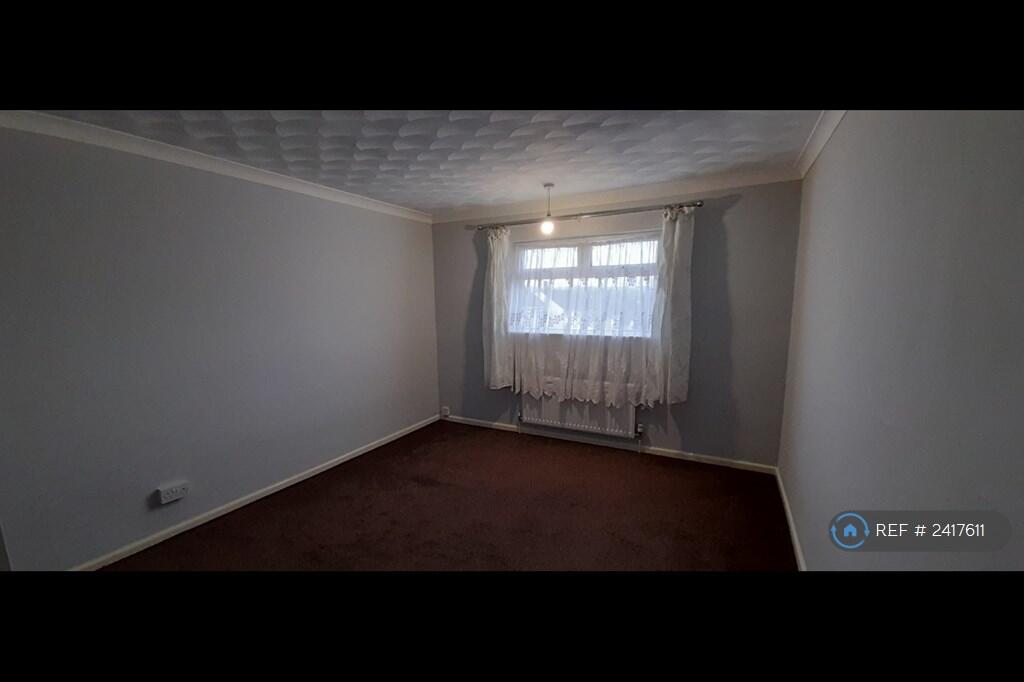 Master Large Double Bedroom 1, Front