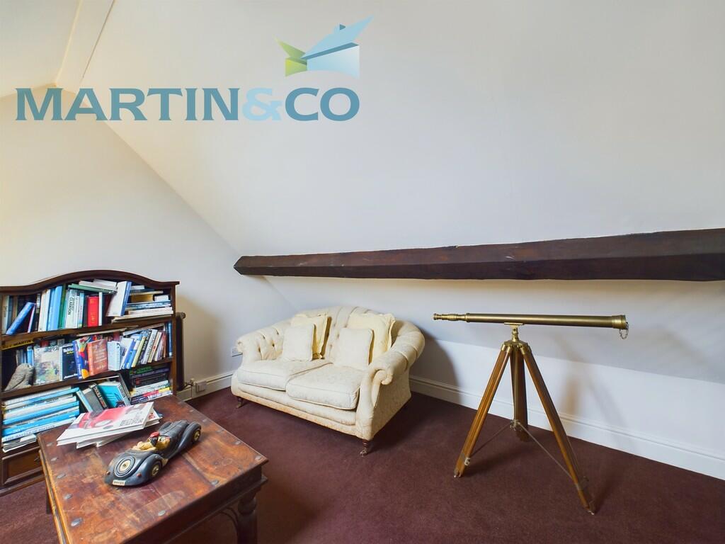 CAM01870G0-PR0143...