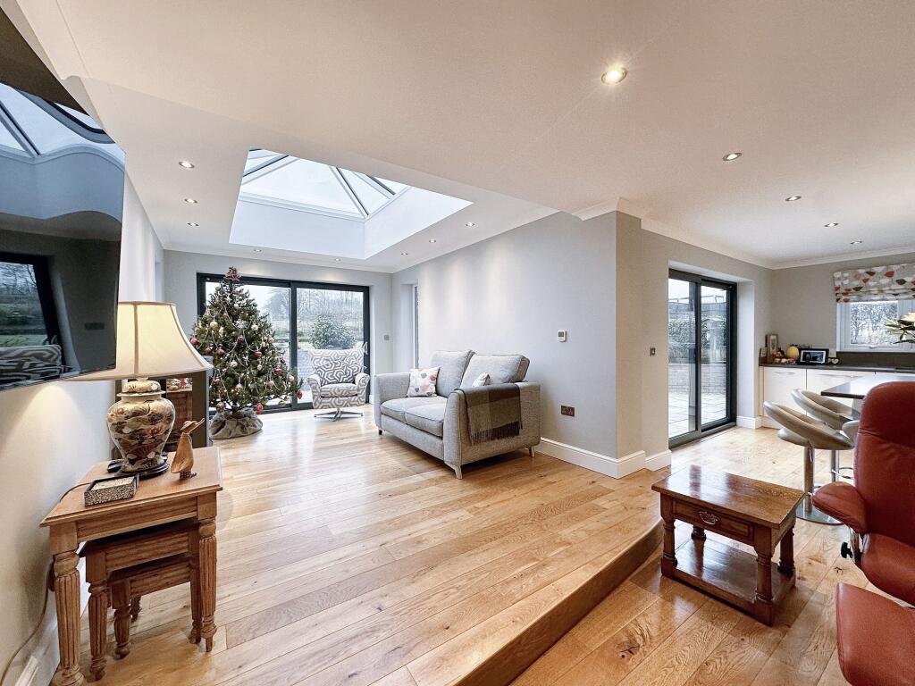 Family Dining Kitchen