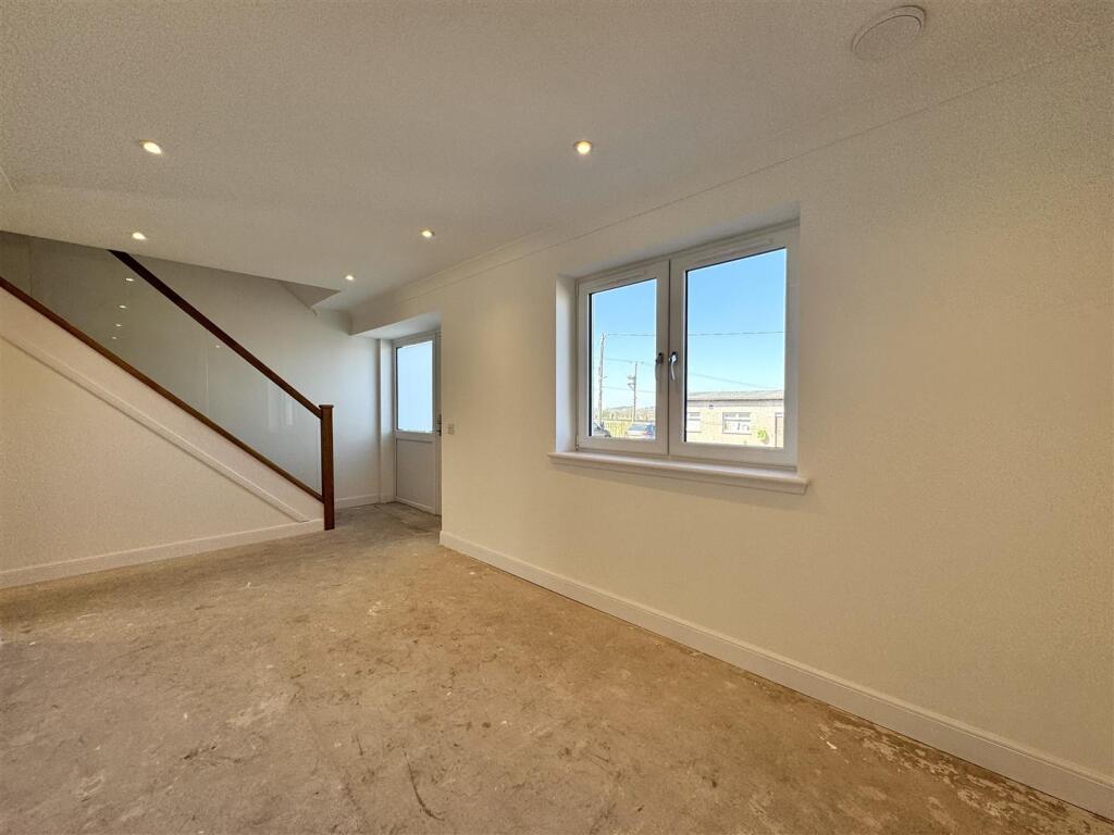 Hallway/ Study area