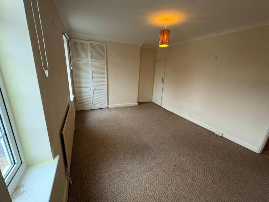 WhatsApp Image 2025-10-13 at 13.09.19 (2).jpeg