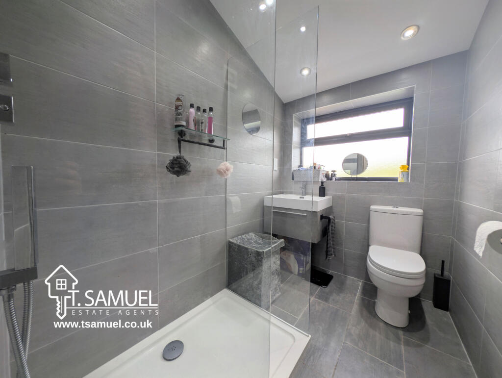 Downstairs Bathroom