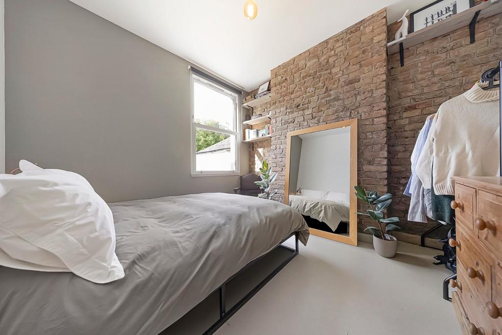 Bedroom.jpg