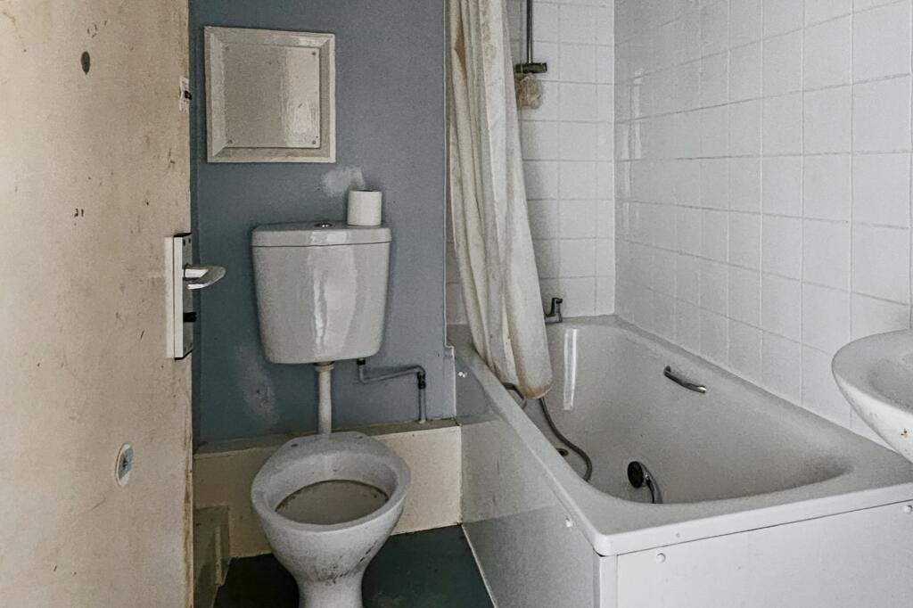 Flat C, 75 Malvern Road, London NW6 5PU