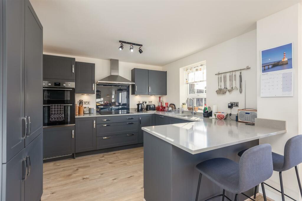 Derwent Road 85 Kitchen Dining Living Room-3.jpg
