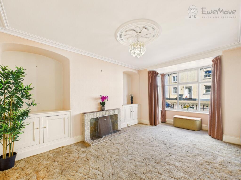 CAM03640G0-PR0066-STILL006