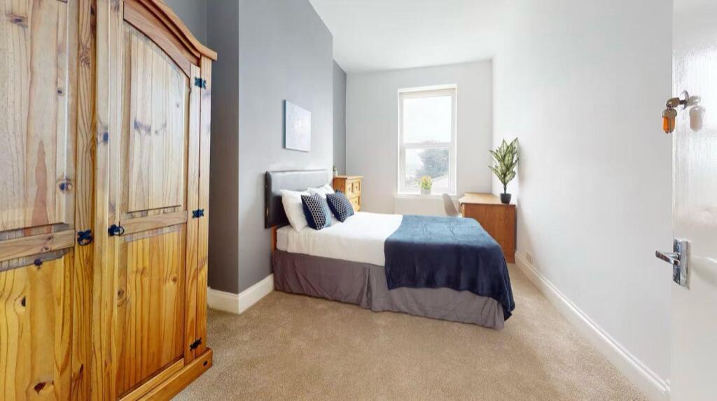 WhatsApp Image 2025-03-18 at 14.11.00 (1).jpeg