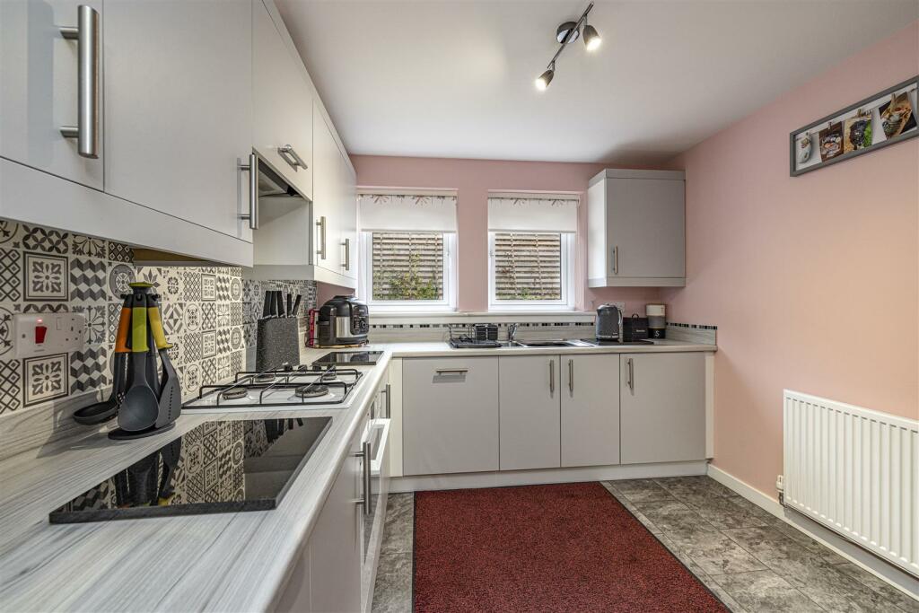 52 Knoll Park Drive Galashiels 21.JPG