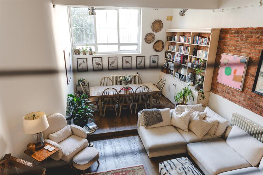 Academy Apartments-25.jpg