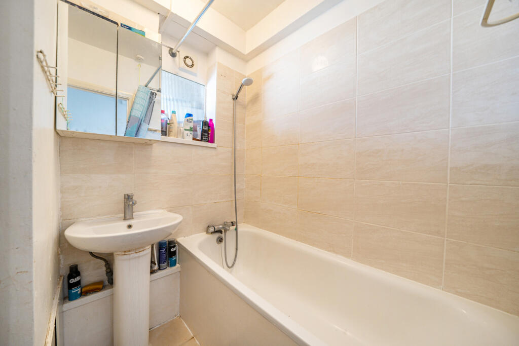 1334591-16-6891cf...