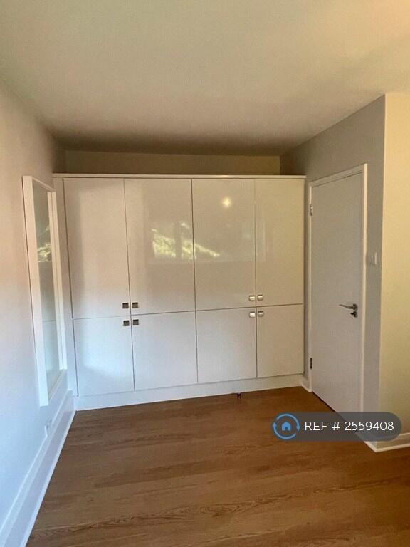 Bedroom 1 Built In Cupboards 