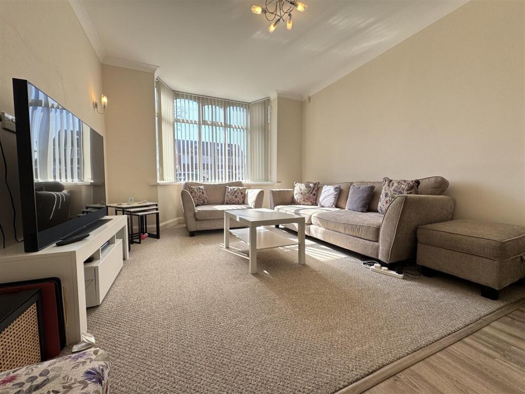 IMG_8915 (Large).JPG