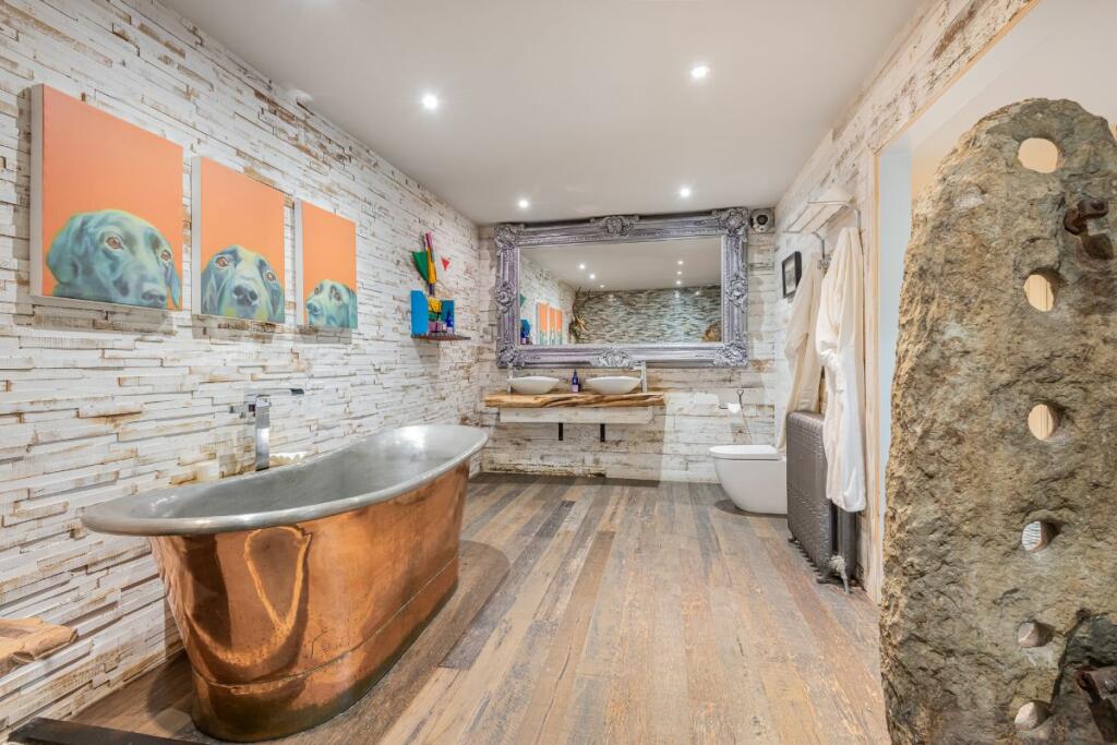 The Juniper House - En-suite