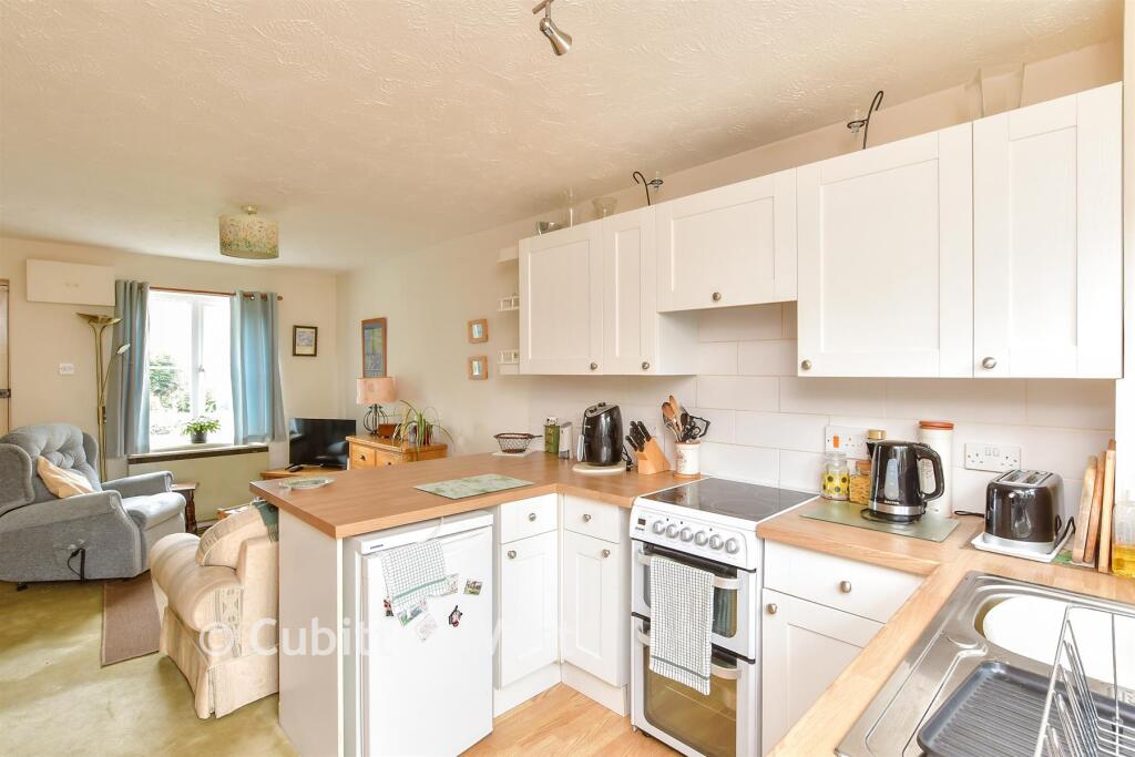 Lounge/ Kitchen/ Dining Room