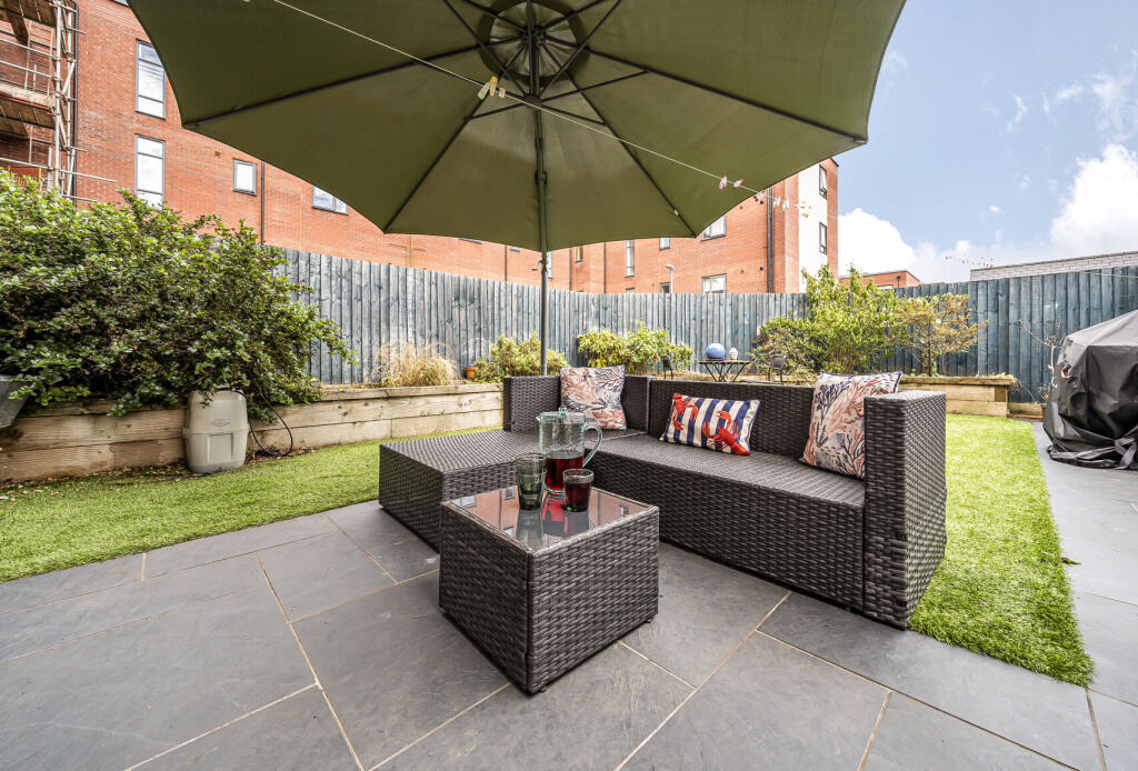 1325039-17-6877d1...