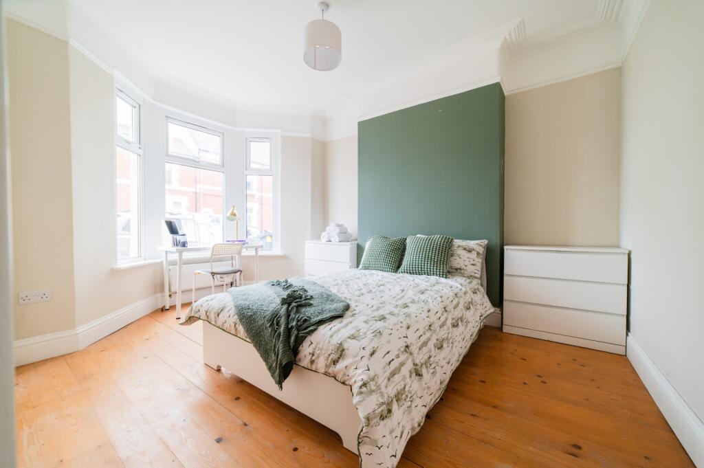 Call 02920 454555 to secure your viewing_1