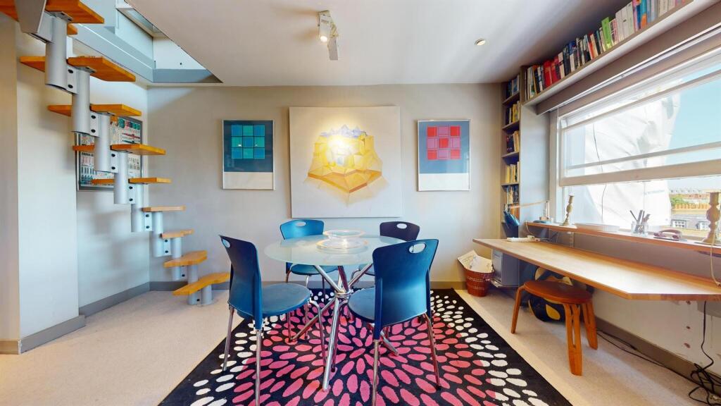 12,33RGdiningroom.jpg
