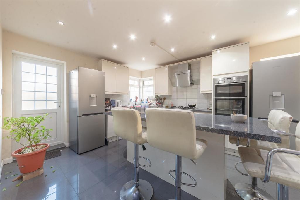 4.EustaceRd_EastHam_E63NE (28).jpg