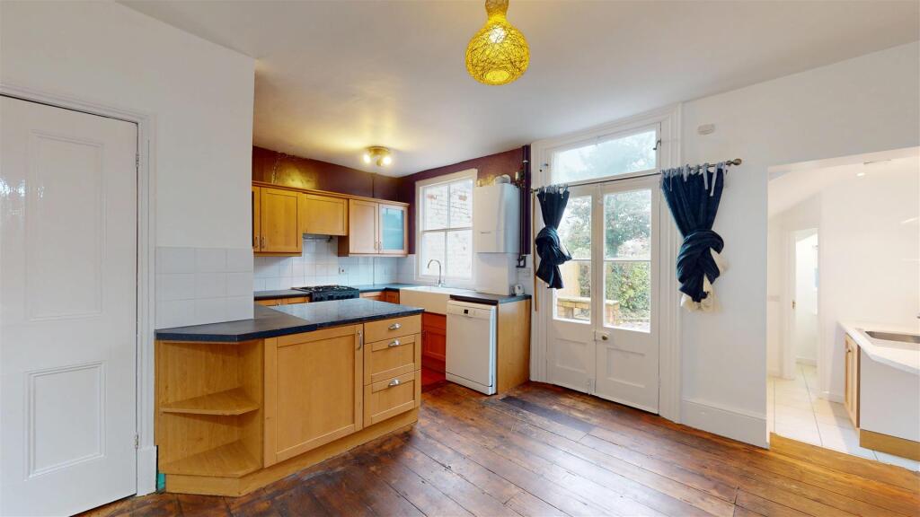 Drawwell Street 16,  Kicthen &amp; Dining Room.jpg