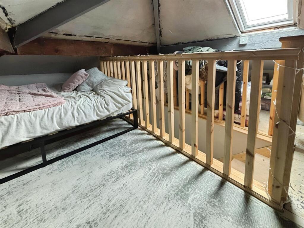 2ade1b85-original-A2A25870-719F-43A8-B7B1-EB47CCEE