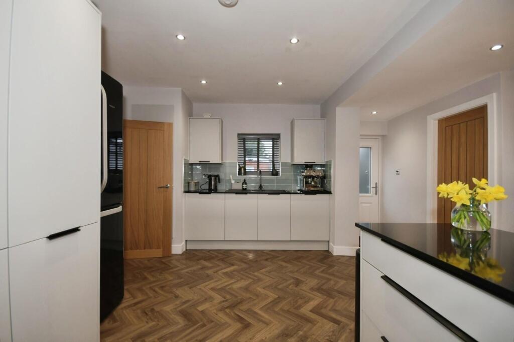 KITCHEN DINER 07.jpg