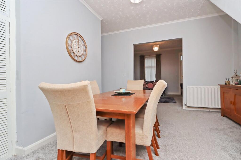 Dining Room Pic 2