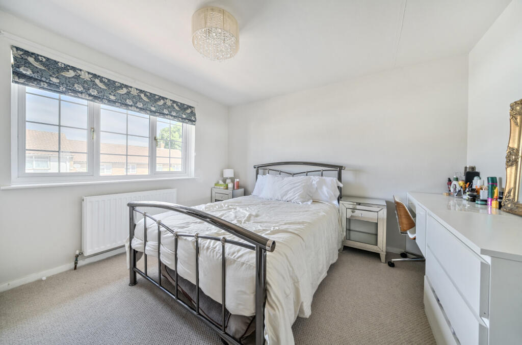 1321539-4-686e5db...