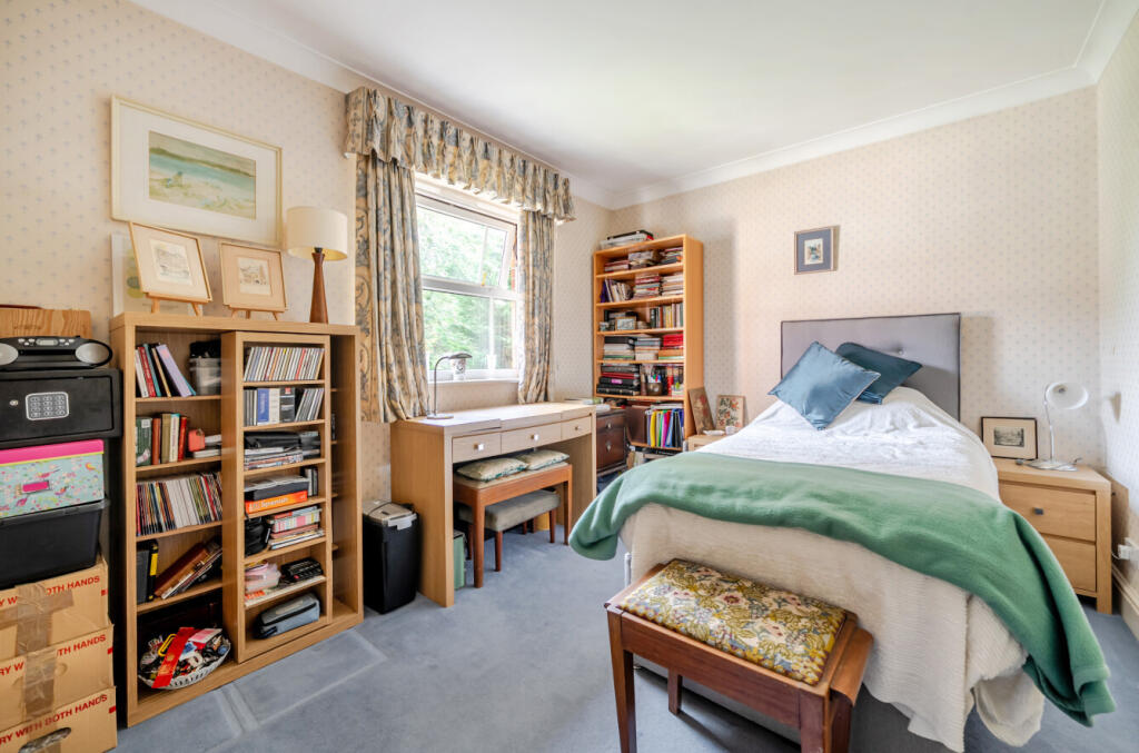 1347276-17-68b83a...