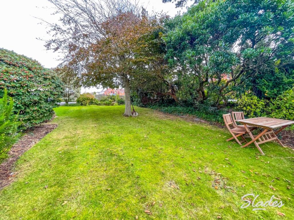 Communal Lawn (2)