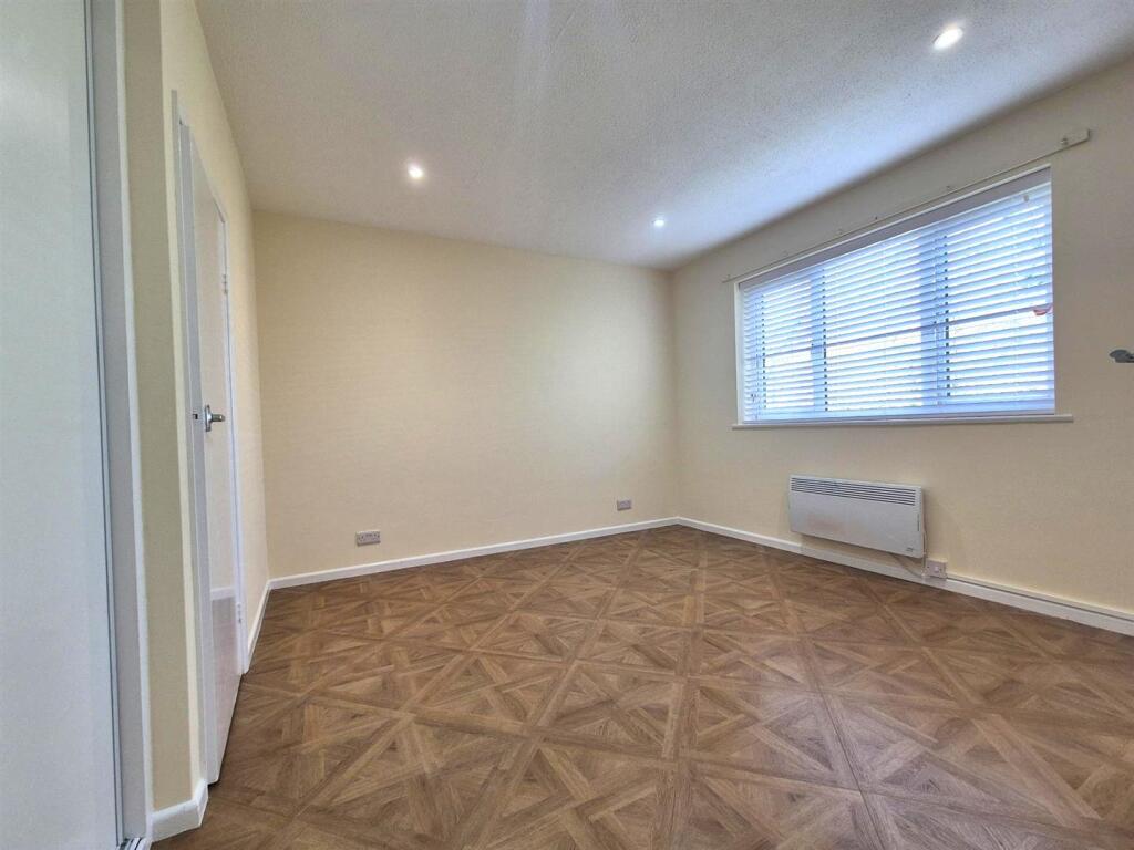 Bedroom No.1