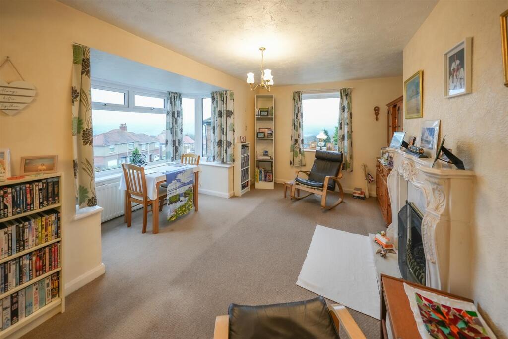 LOUNGE THROUGH DINING AREA