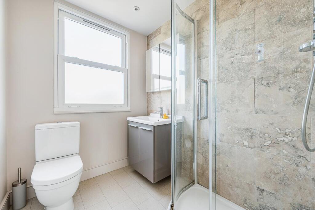 15 St Albans Avenue-27.jpg