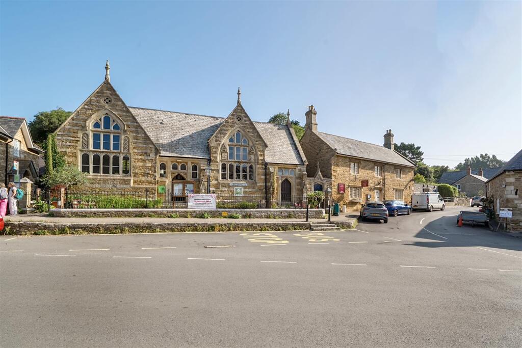 Abbotsbury Location