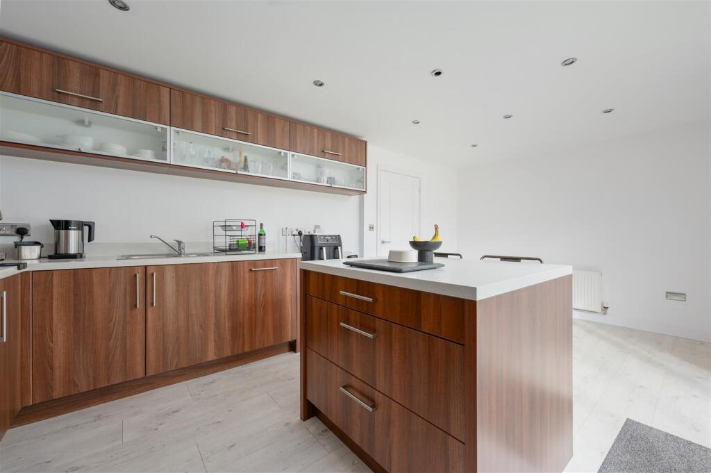 2MiddlebankCrescent016.JPG