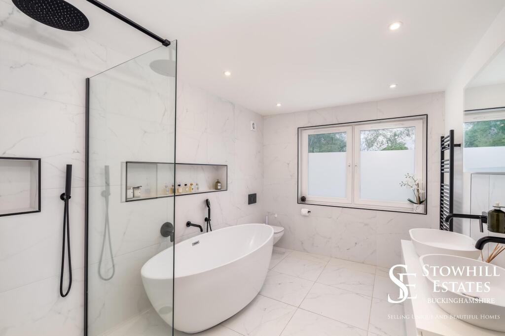 Family bathroom