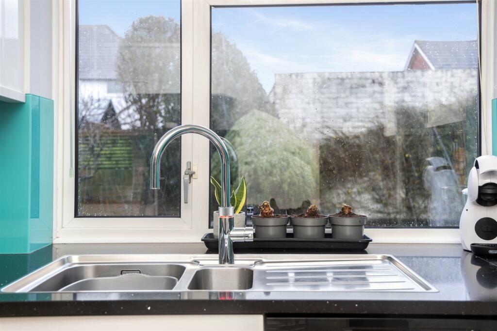 Ophir Road, 2-018.jpg