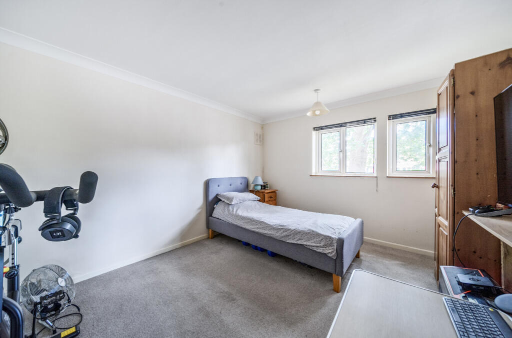 1315202-19-685a94...